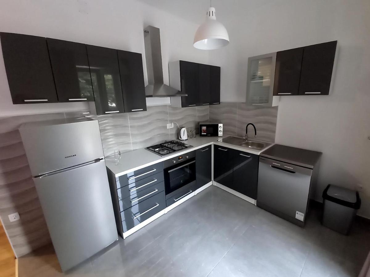 Apartment Lea Mataija Novi Vinodolski Buitenkant foto