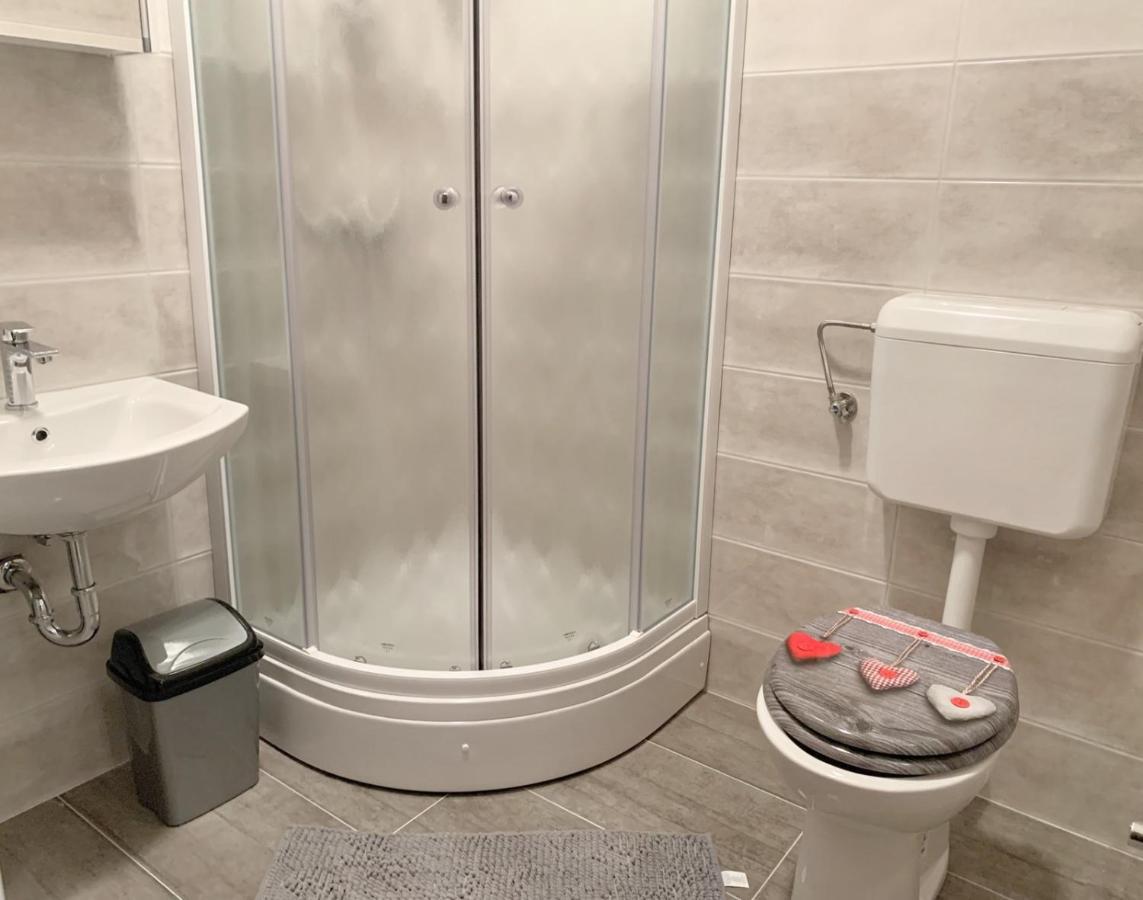 Apartment Lea Mataija Novi Vinodolski Buitenkant foto
